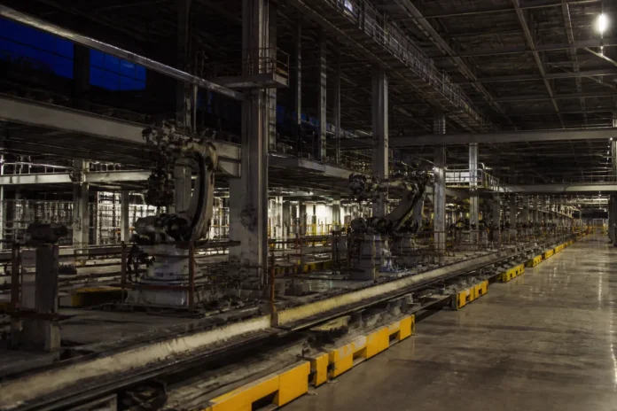 Dacia și Ford opresc producția. Guvernul pregătește limitarea obligatorie a consumului industrial